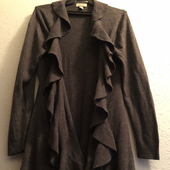 Sweaters - Black Ruffled cardigan